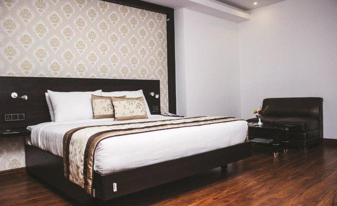 King Prince Palace Hotel Gorakhpur Exterior photo